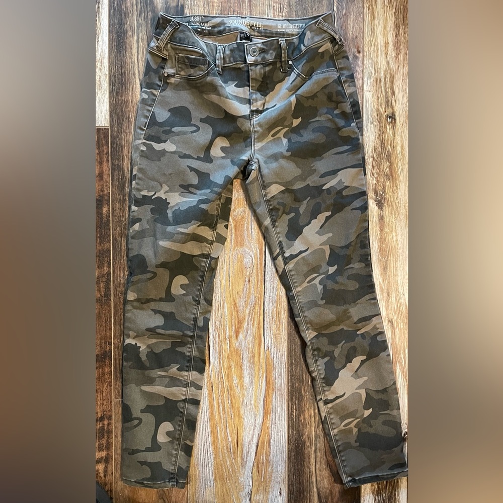 Camouflage Pants/Jeggings